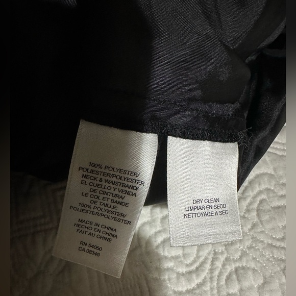 Jones Wear Black Elegant Halter Neck A Line Gown with Intricate Beading Size 8 - Picture 7 of 7